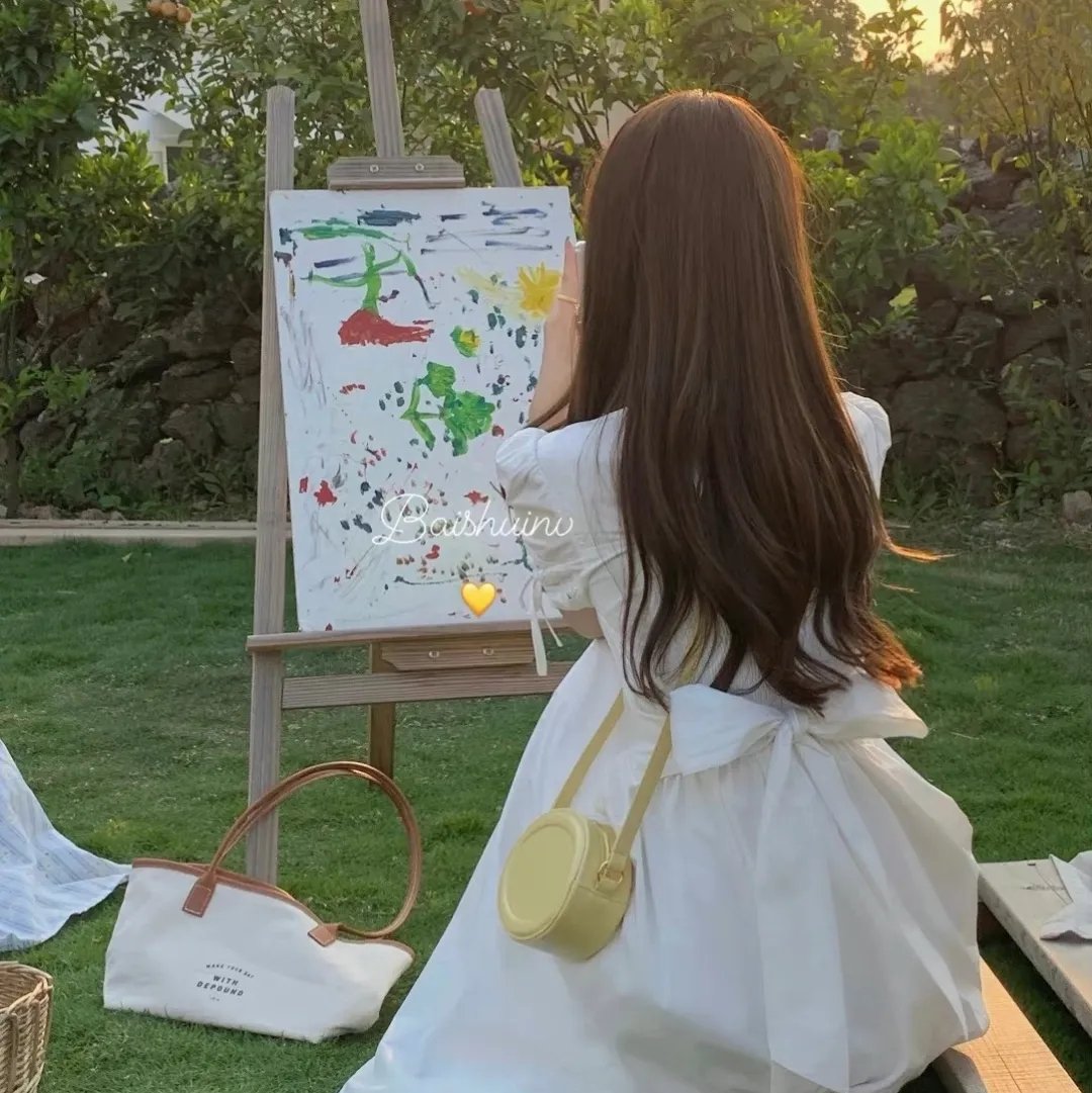 蜡笔小新：动感超人大战泳装魔王